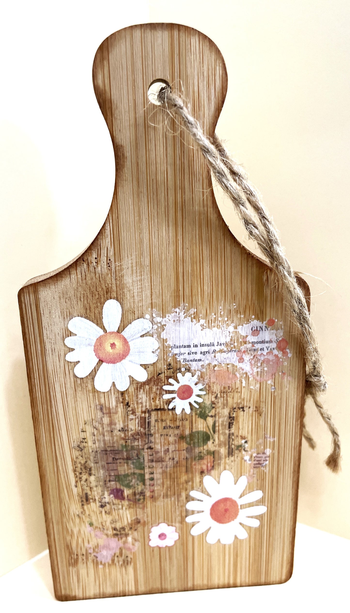 Shelf Sitter- Daisy Flowers