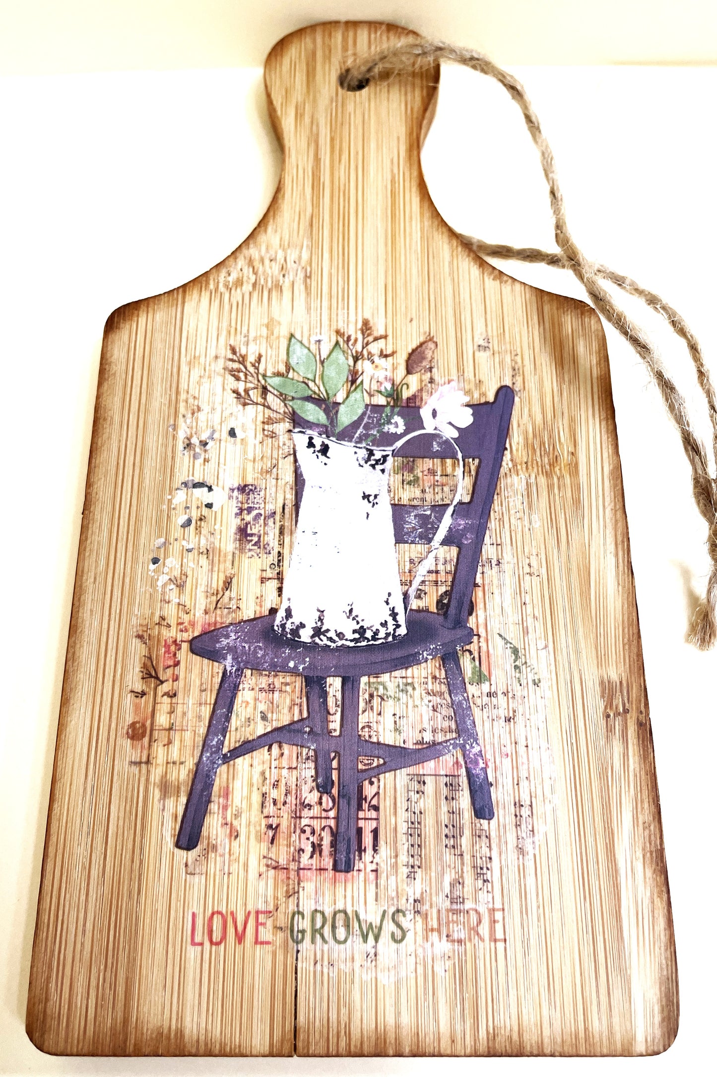 Shelf Sitter-Pitcher in Chair