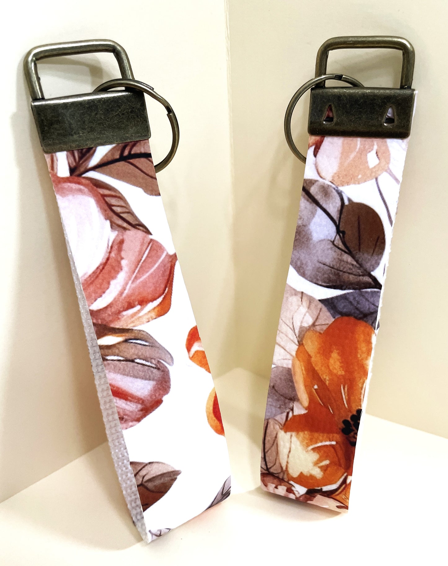6" Wristlet Keyfob Keychain - Fall Leaves