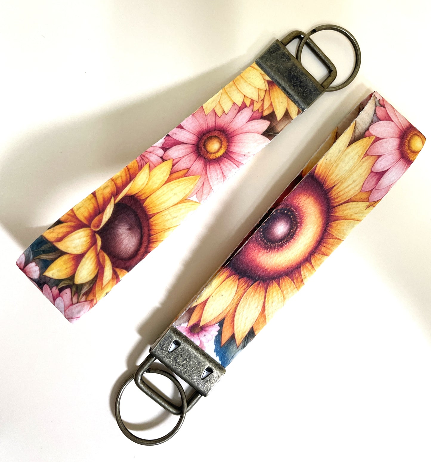 6" Wristlet Keyfob Keychain- Sunflower Pink