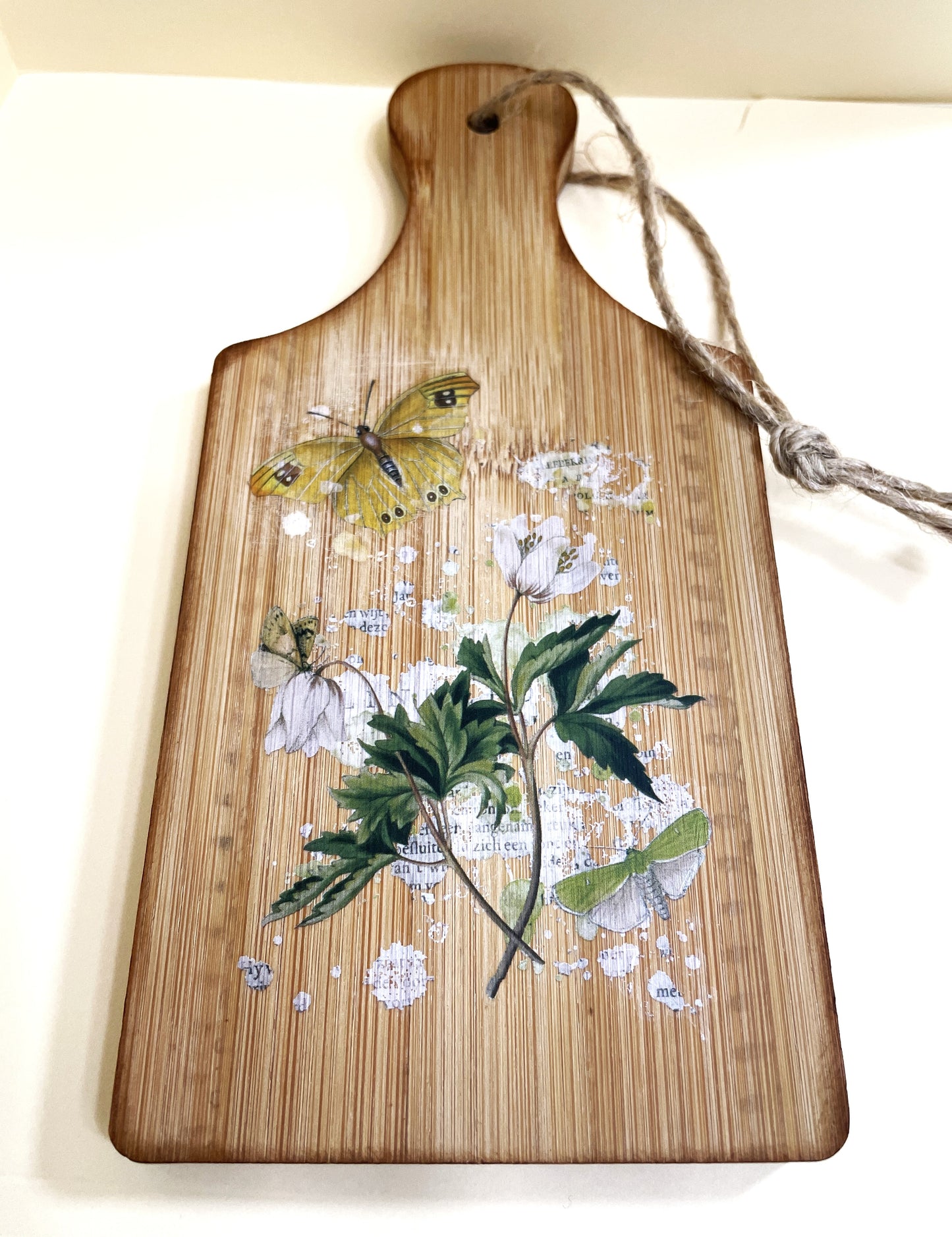 Shelf Sitter Sign-Dark Leaf Spray with Butterfly