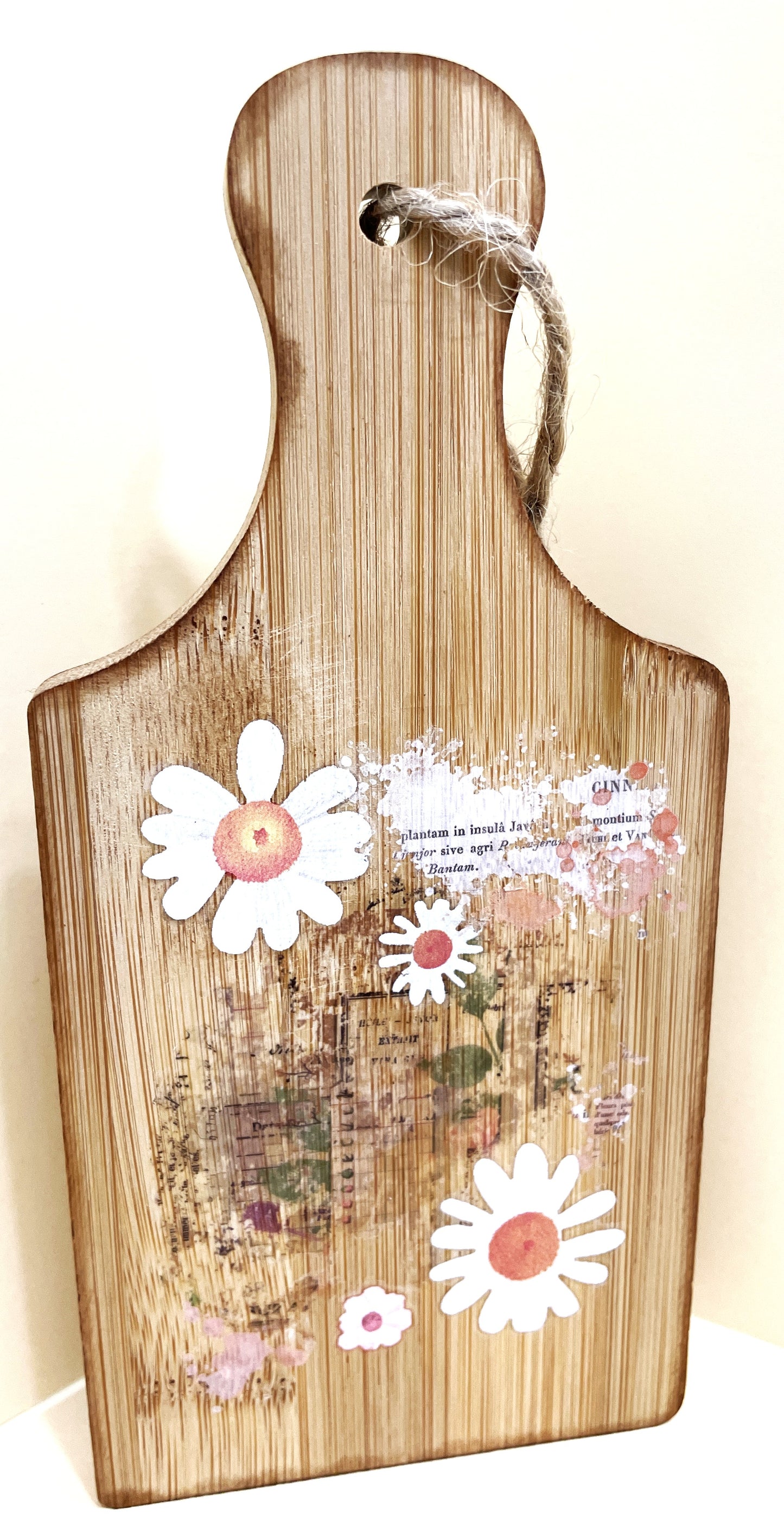 Shelf Sitter- Daisy Flowers