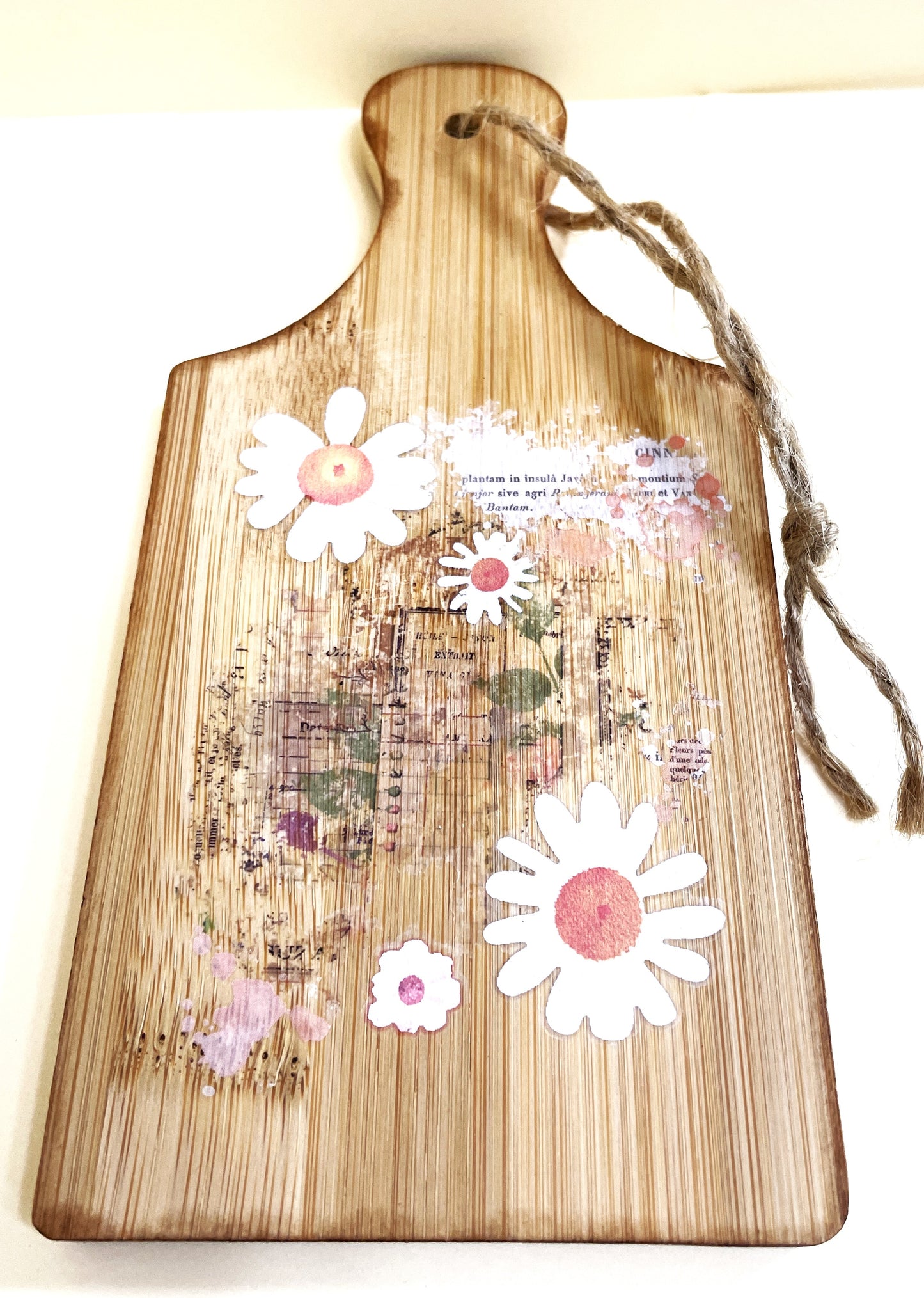 Shelf Sitter- Daisy Flowers