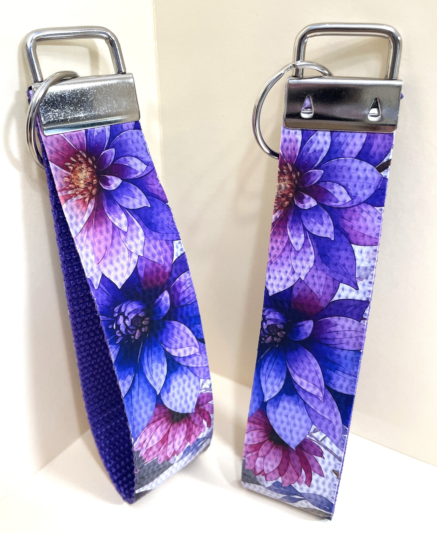 6" Wristlet Keyfob Keychain- Purple Flowers