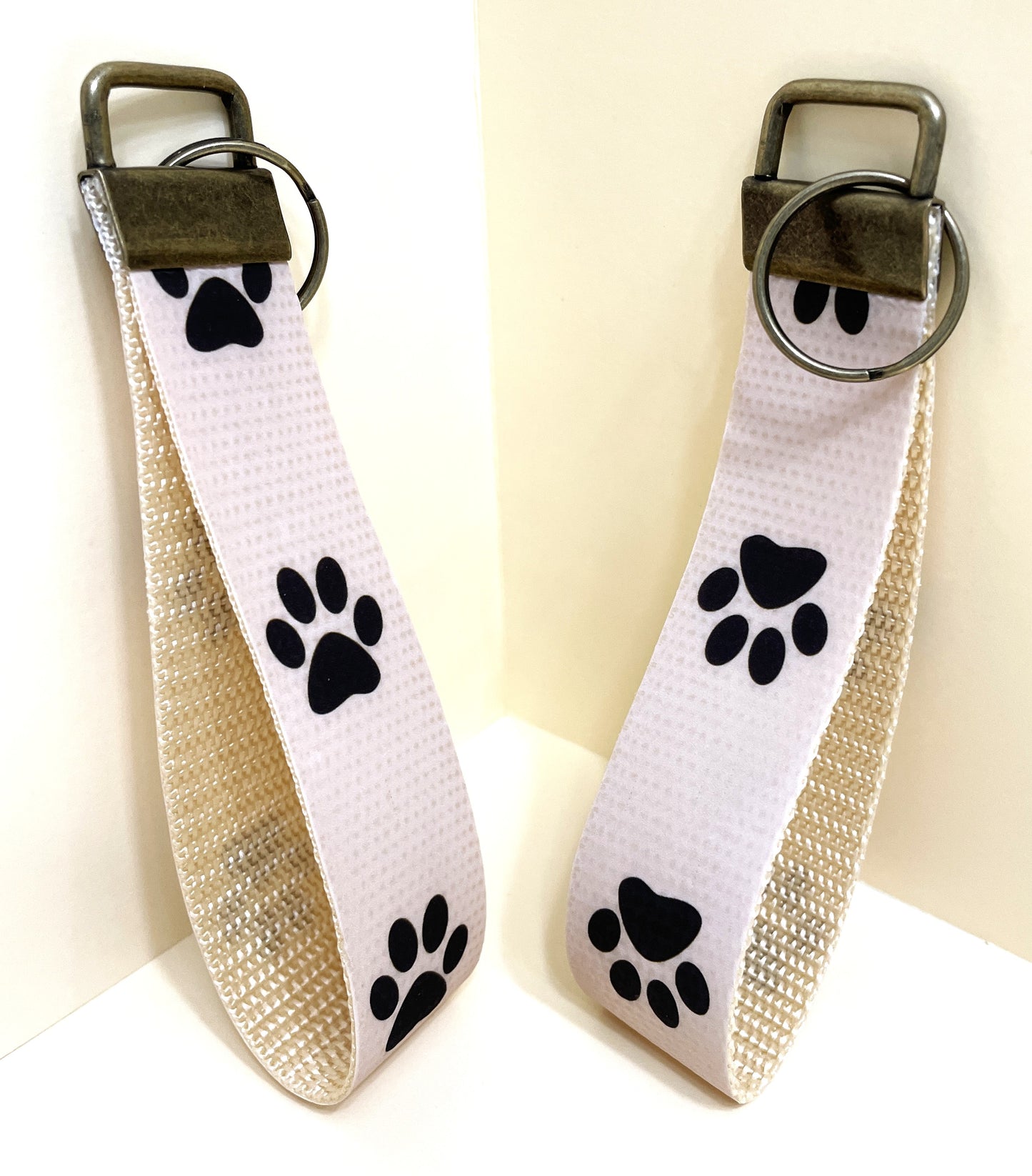 6" Wristlet Keyfob Keychain - Tan Puppy Paw Keychain