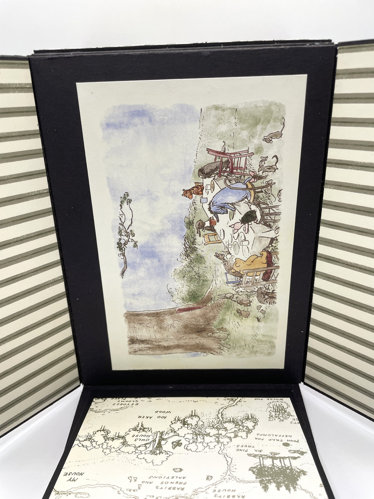 Winnie the Pooh Tree House Memory Box Album